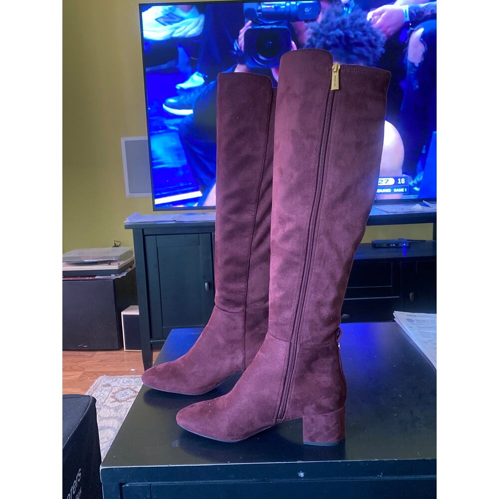 Michael Kors Women’s Braden Zip Up Suede Knee High Boots Size 7M - Picture 8 of 10